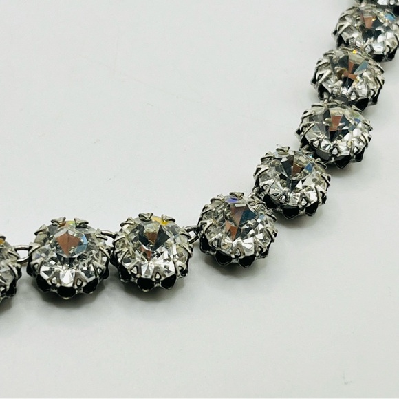 Stella & Dot Vintage style Crystal Necklace swedged settings with extensions - Picture 3 of 8